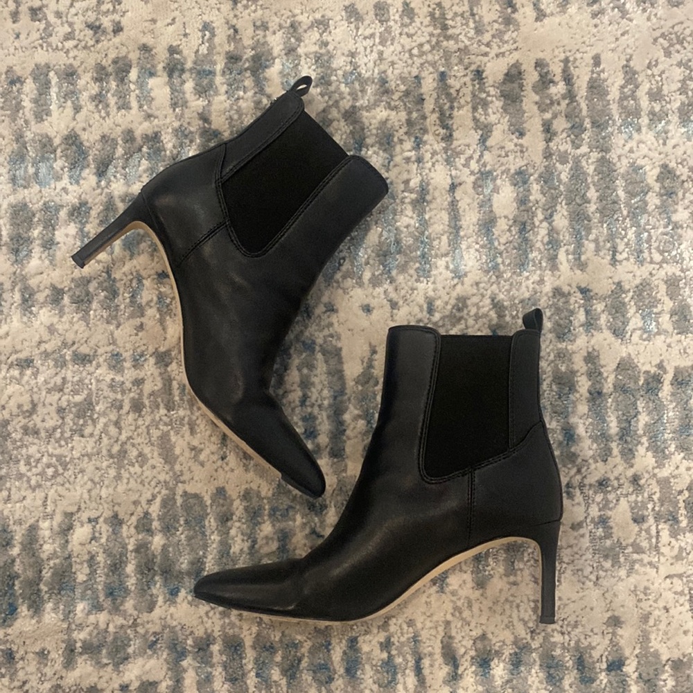 Veronica beard pointed boots size 6 Leeland